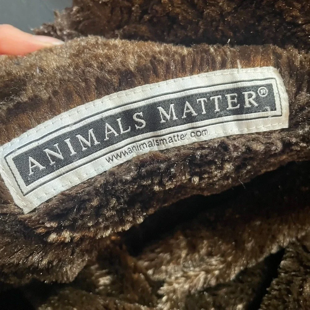 Animals Matter Plush Pet Bed Round Brown Crushed Velvet Cozy Lounger‎ Cover Only